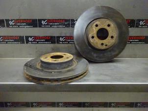 Used Front brake disc Mercedes E (W212) E-250 CGI 16V BlueEfficiency Price on request offered by Verhoef Cars & Parts