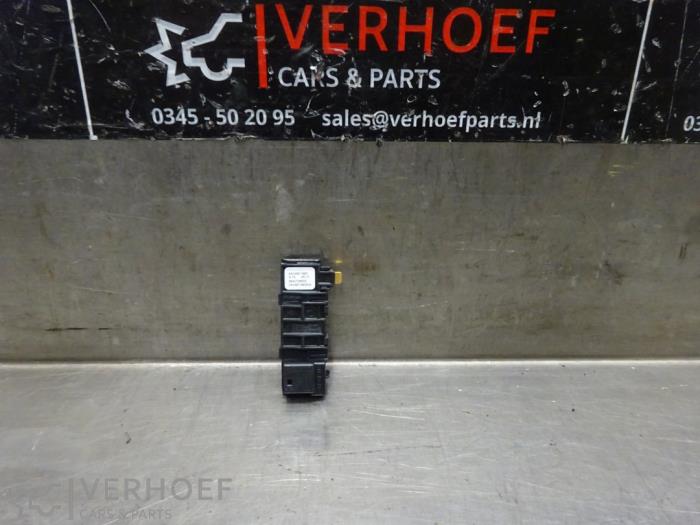 Begagnade Sensor (övriga) Mercedes E (W212) E-250 CGI 16V BlueEfficiency Pris € 15,00 Marginaltabell erbjuds av Verhoef Cars & Parts