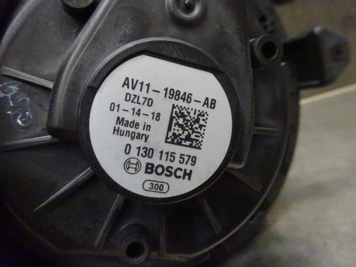 Heating and ventilation fan motor from a Ford Transit Courier 1.5 TDCi 75 2018