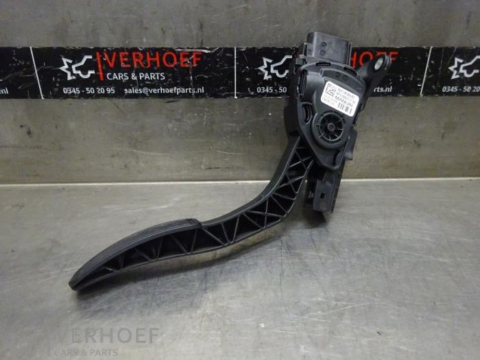 Begagnade Gaspedalsensor Ford Transit Courier 1.5 TDCi 75 Pris på förfrågan erbjuds av Verhoef Cars & Parts