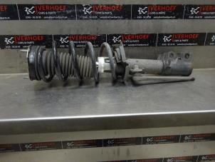 Used Front shock absorber rod, right Ford Transit Courier 1.5 TDCi 75 Price on request offered by Verhoef Cars & Parts