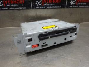 Used CD player BMW 5 serie Touring (E61) Price € 100,00 Margin scheme offered by Verhoef Cars & Parts