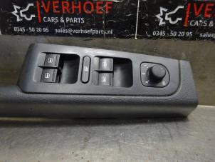 Used Multi-functional window switch Skoda Superb Combi (3TAC/TAF) 1.6 TDI Price on request offered by Verhoef Cars & Parts