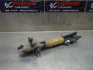 Used Rear bumper bracket, left Citroen C3 (SC) 1.2 VTi 82 12V Price on request offered by Verhoef Cars & Parts