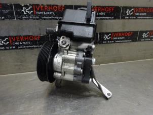 Used Power steering pump Mercedes Vito (639.6) 2.2 116 CDI 16V Euro 5 Price € 181,50 Inclusive VAT offered by Verhoef Cars & Parts