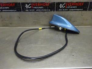 Used Antenna Toyota Auris Touring Sports (E18) 1.8 16V Hybrid Price on request offered by Verhoef Cars & Parts