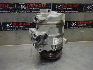 Używane Pompa klimatyzacji Mercedes Vito (447.6) 2.2 119 CDI 16V BlueTEC Cena na żądanie oferowane przez Verhoef Cars & Parts