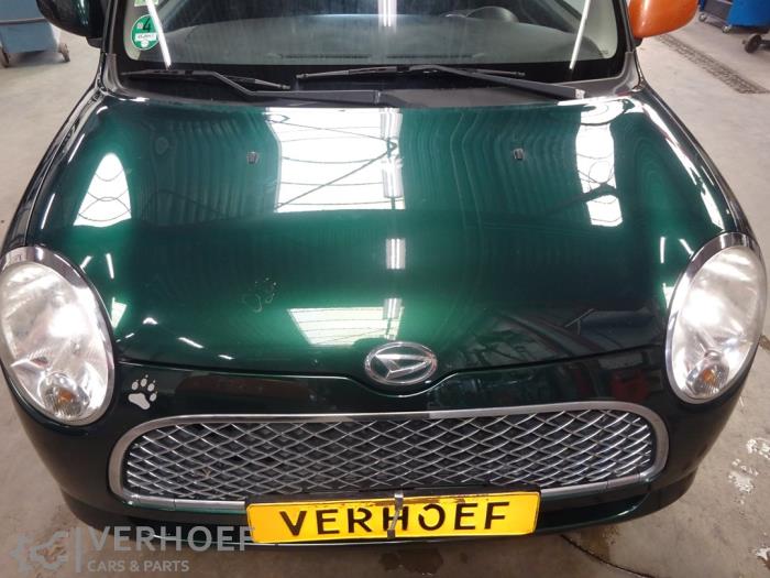 Używane Maska Daihatsu Trevis 1.0 12V DVVT Cena € 150,00 Procedura marży oferowane przez Verhoef Cars & Parts
