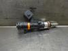 Injector (petrol injection) from a Alfa Romeo MiTo (955), 2008 / 2018 1.4 Turbo Multi Air 16V, Hatchback, Petrol, 1.368cc, 99kW (135pk), FWD, 955A2000, 2009-10 / 2014-12, 955AXM 2011