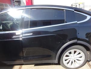 Used Rear door 4-door, left Tesla Model X 75D Price on request offered by Verhoef Cars & Parts
