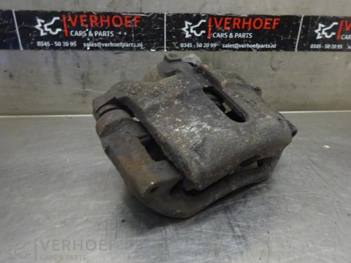 Gebrauchte Bremszange links vorne Nissan Kubistar (F10) 1.5 dCi 60 Preis auf Anfrage angeboten von Verhoef Cars & Parts