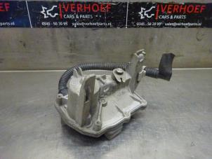 Używane Przepustnica gazów wydechowych Renault Kangoo Express (FW) 1.5 dCi 75 FAP Cena na żądanie oferowane przez Verhoef Cars & Parts