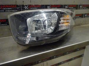 Used Headlight, left Kia Picanto (JA) 1.0 12V Price € 175,00 Margin scheme offered by Verhoef Cars & Parts