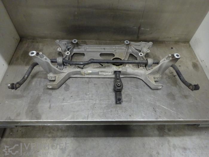 Used Subframe Volkswagen Passat Variant (3G5) 1.5 TSI 16V Price € 200,00 Margin scheme offered by Verhoef Cars & Parts
