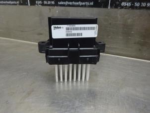 Usados Resistencia de calefactor Chevrolet Cruze (300) 1.8 16V VVT Precio de solicitud ofrecido por Verhoef Cars & Parts