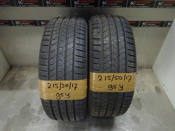 Tyre with tyre size 215/50/17 - VREDESTEIN - Verhoef Cars & Parts