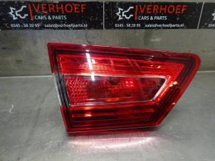 Used Taillight, left Renault Clio IV (5R) 1.2 16V Price on request offered by Verhoef Cars & Parts