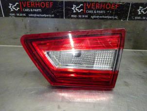 Used Taillight, right Renault Clio IV (5R) 1.2 16V Price on request offered by Verhoef Cars & Parts