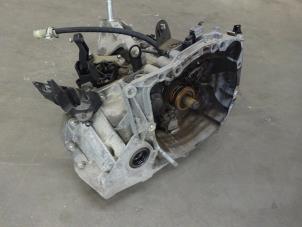 Used Gearbox Renault Clio IV (5R) 1.2 16V Price on request offered by Verhoef Cars & Parts