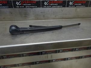 Used Rear wiper arm Skoda Octavia Combi (NXAC) 1.0 TSI e-TEC 12V Price on request offered by Verhoef Cars & Parts