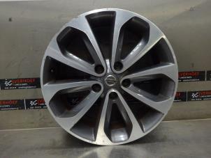 Used Wheel Nissan Qashqai (J10) 1.6 16V Price € 100,00 Margin scheme offered by Verhoef Cars & Parts
