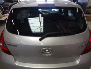 Used Tailgate Hyundai i20 1.2i 16V Price € 200,00 Margin scheme offered by Verhoef Cars & Parts