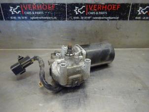 Used Front wiper motor Hyundai i10 (F5) 1.1i 12V Price € 125,00 Margin scheme offered by Verhoef Cars & Parts
