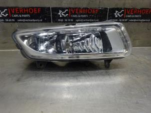 Used Fog light, front right Volkswagen Polo V (6R) 1.2 TDI 12V BlueMotion Price on request offered by Verhoef Cars & Parts