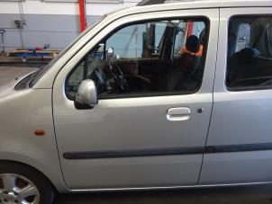 Used Door 4-door, front left Opel Agila (A) 1.2 16V Twin Port Price on request offered by Verhoef Cars & Parts
