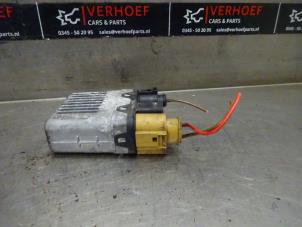 Used Glow plug relay Volkswagen Transporter T5 1.9 TDi Price € 48,40 Inclusive VAT offered by Verhoef Cars & Parts