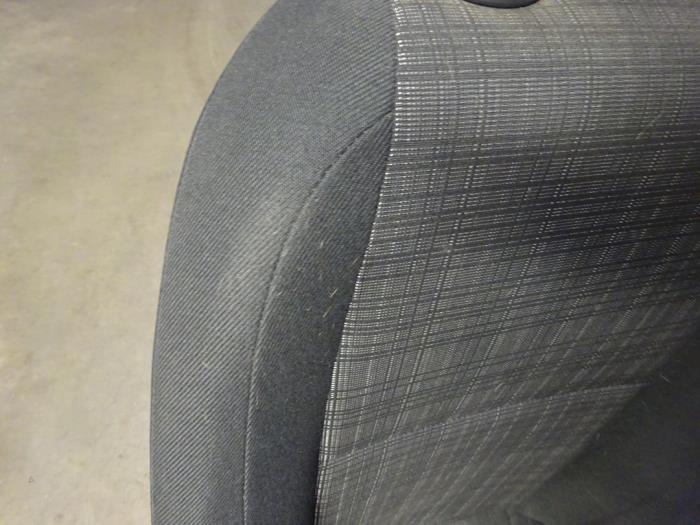 Fotel lewy z Mercedes-Benz Vito (447.6) 1.6 111 CDI 16V 2015