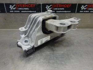 Usados Soporte de motor Opel Astra K 1.2 Turbo 12V Precio de solicitud ofrecido por Verhoef Cars & Parts