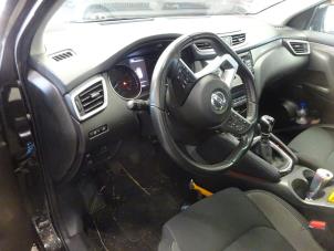 Used Airbag set + module Nissan Qashqai (J11) 1.2 DIG-T 16V Price on request offered by Verhoef Cars & Parts
