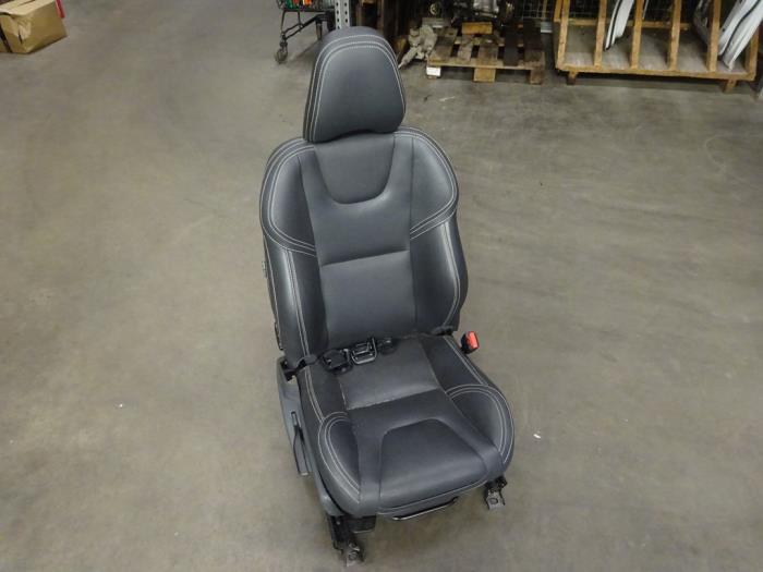 Combi Chair D2 Series (WIDE)