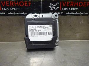 Usagé Boitier airbag Peugeot 208 I (CA/CC/CK/CL) 1.2 Vti 12V PureTech 82 Prix sur demande proposé par Verhoef Cars & Parts