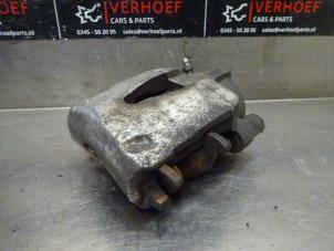 Usagé Etrier de frein (pince) avant droit Volkswagen Polo VI (AW1) 1.0 TSI 12V Prix sur demande proposé par Verhoef Cars & Parts
