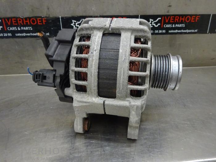 Begagnade Dynamo Volkswagen Polo VI (AW1) 1.0 TSI 12V Pris € 75,00 Marginaltabell erbjuds av Verhoef Cars & Parts