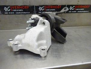 Gebrauchte Getriebe Halterung Kia Picanto (JA) 1.0 T-GDI 12V Preis auf Anfrage angeboten von Verhoef Cars & Parts