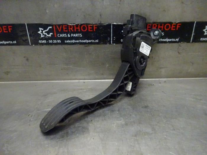 Begagnade Gaspedalsensor Volvo V70 (BW) 1.6 T4 16V Pris på förfrågan erbjuds av Verhoef Cars & Parts