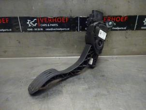 Used Throttle pedal position sensor Volvo V70 (BW) 1.6 T4 16V Price on request offered by Verhoef Cars & Parts