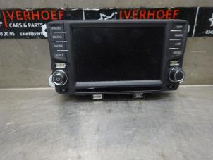 Used Display Multi Media control unit Volkswagen Polo V (6R) 1.0 TSI 12V BlueMotion Price € 300,00 Margin scheme offered by Verhoef Cars & Parts