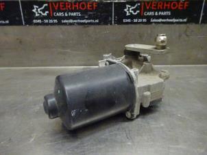 Used Front wiper motor Mercedes Vito (447.6) 2.2 114 CDI 16V Price € 90,75 Inclusive VAT offered by Verhoef Cars & Parts