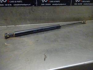 Used Rear gas strut, left Suzuki Ignis (MF) 1.2 Dual Jet 16V Price on request offered by Verhoef Cars & Parts
