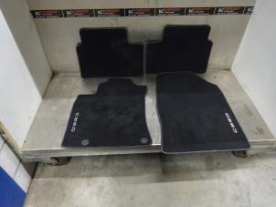 Used Set of mats Kia Ceed Sportswagon (CDF) 1.0i T-GDi 12V Price on request offered by Verhoef Cars & Parts