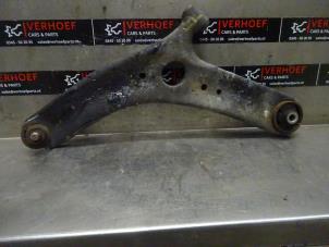 Used Front wishbone, left Kia Venga 1.6 CVVT 16V Price on request offered by Verhoef Cars & Parts