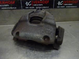 Used Front brake calliper, right Ford Fiesta 7 1.0 EcoBoost 12V 100 Price on request offered by Verhoef Cars & Parts