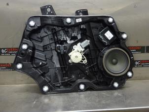Used Window mechanism 4-door, front left Ford Fiesta 7 1.0 EcoBoost 12V 100 Price on request offered by Verhoef Cars & Parts