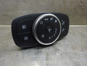 Used Light switch Ford Fiesta 7 1.0 EcoBoost 12V 100 Price on request offered by Verhoef Cars & Parts