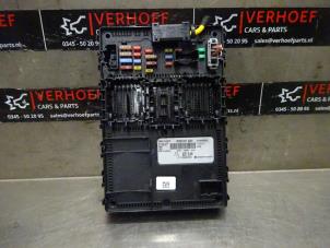 Used Fuse box Ford Fiesta 7 1.0 EcoBoost 12V 100 Price on request offered by Verhoef Cars & Parts