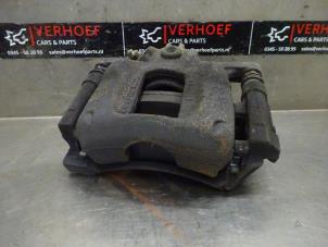 Used Front brake calliper, right Opel Vivaro 1.6 CDTI BiTurbo 120 Price on request offered by Verhoef Cars & Parts
